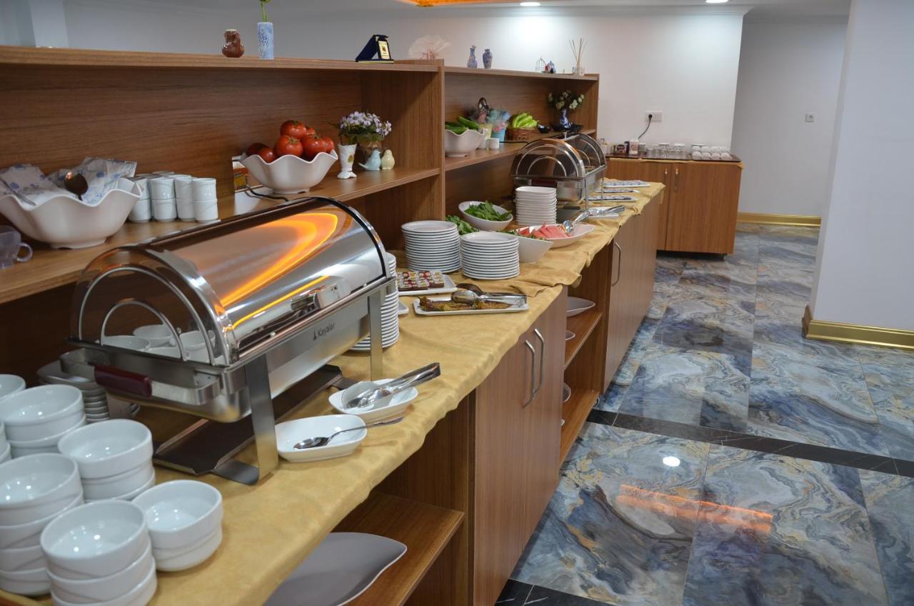 Hotel Piyes