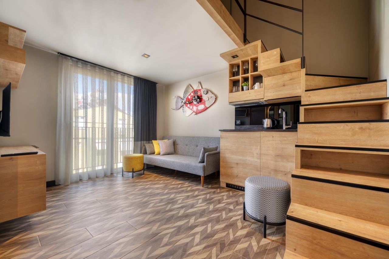 Trend Cycle Apart Otel