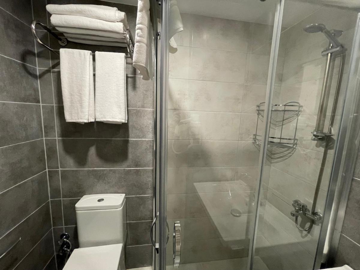 Opera Hotel 3*
