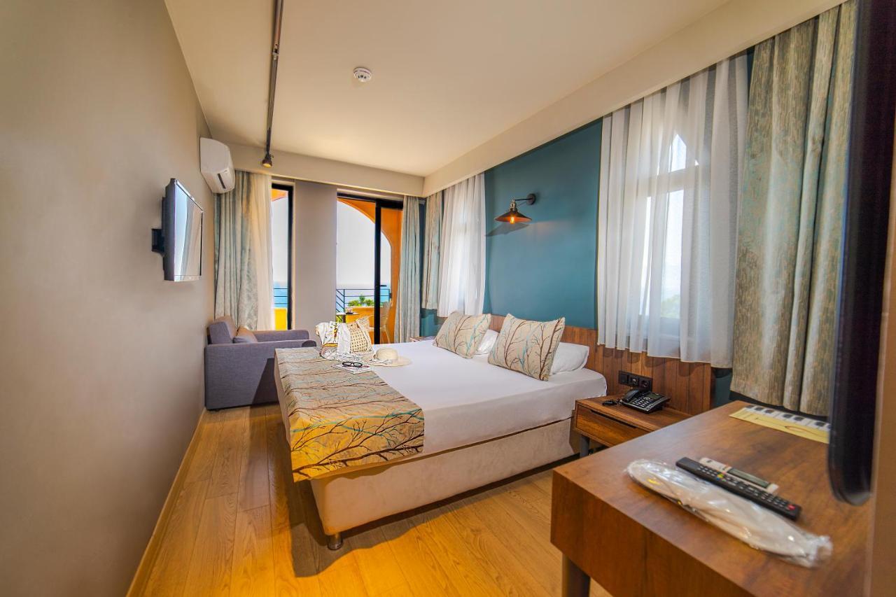 Nebilux Hotel 2*