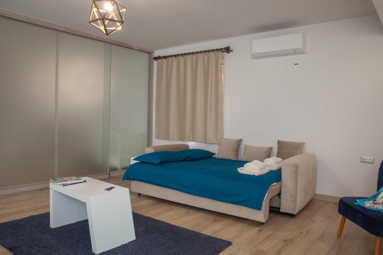 Mavi Avlu - Main Square Old Town Apartment Antalya