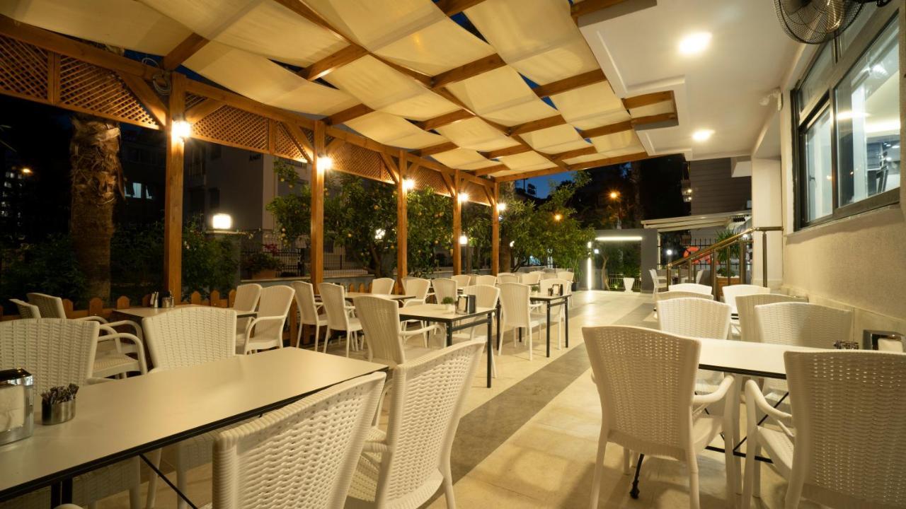 Opera Hotel