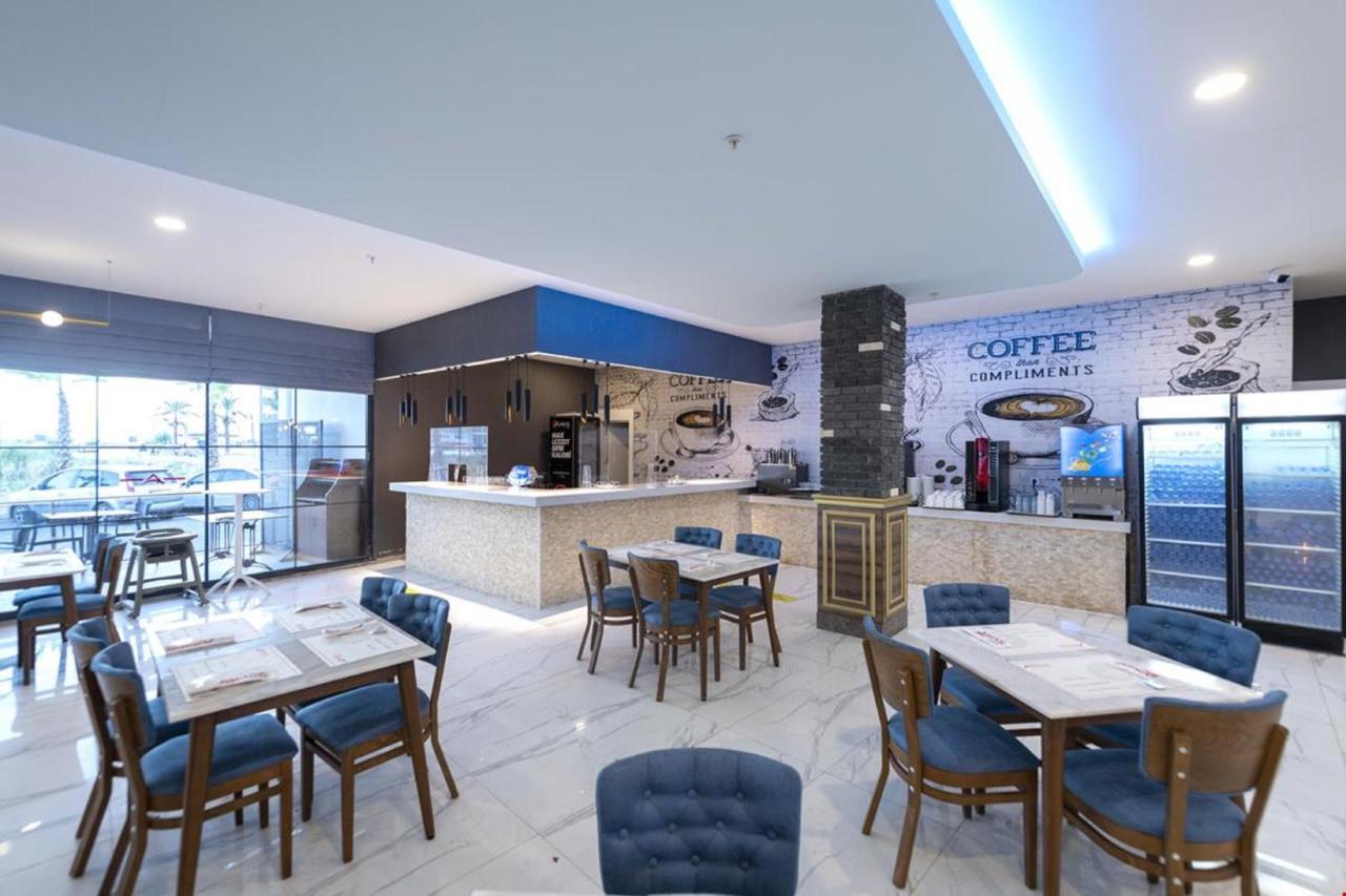 Lavia Lara Hotel