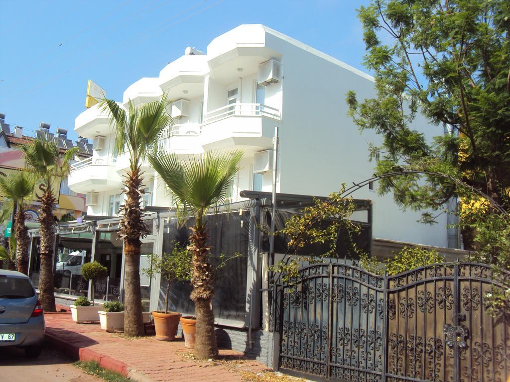 Teos Hotel 2*