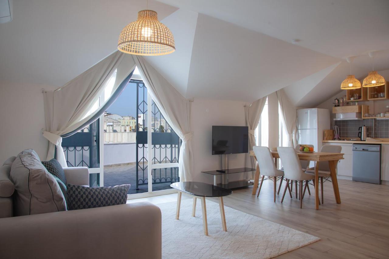 Mavi Avlu - Main Square Old Town Apartment *