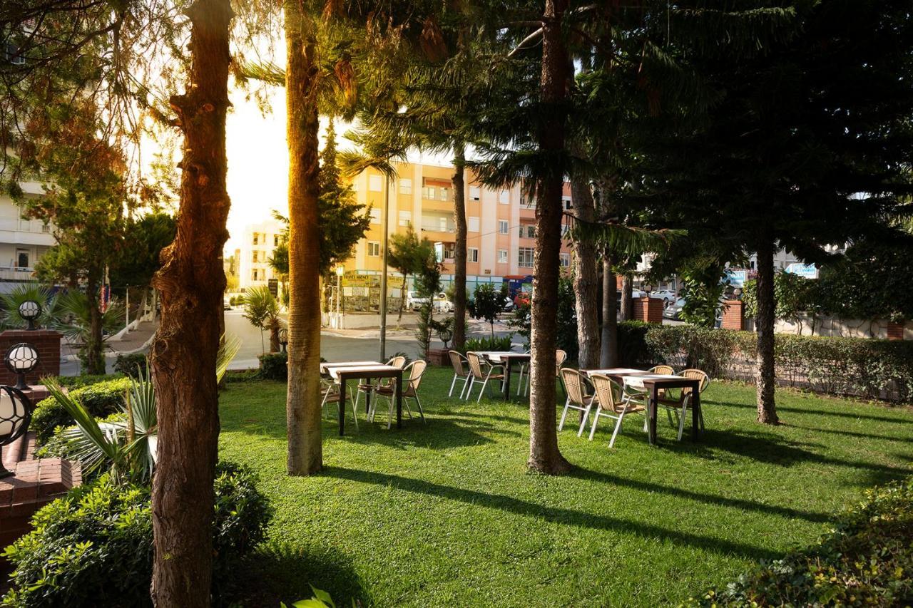 Hotel Lara Dinc 3*