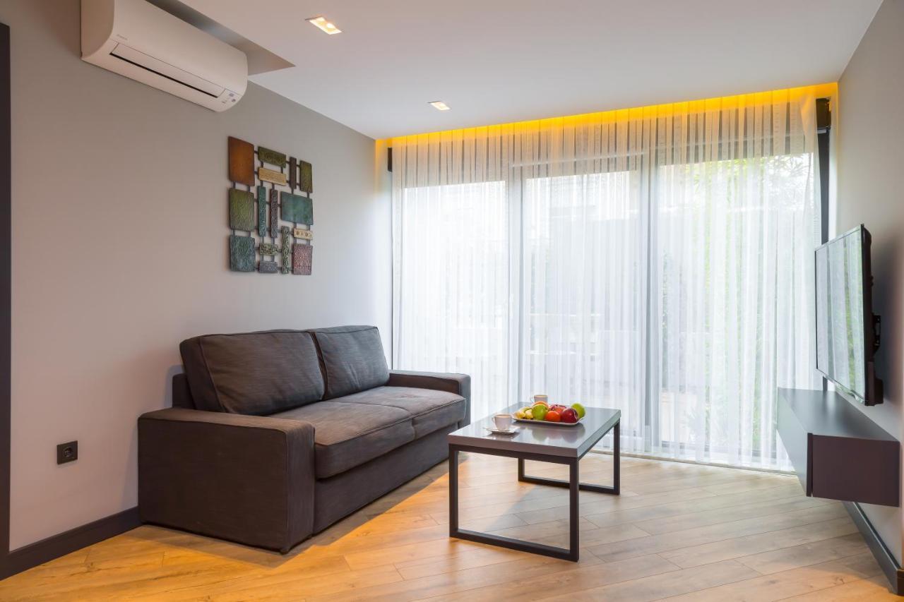 Z-suites Aparthotel