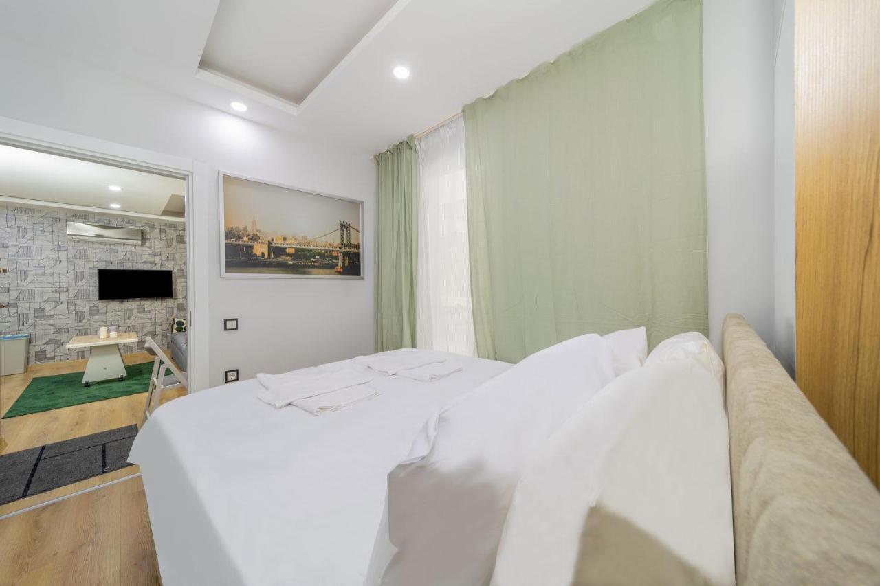 Appartement Modern And Cozy With Central Location And Balcony In Muratpasa,