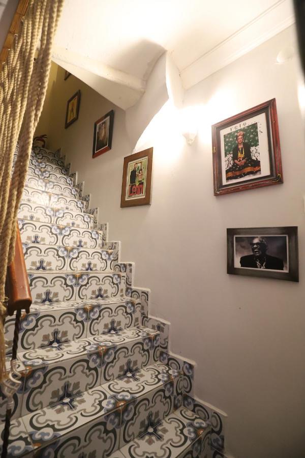 Hotel Gagarin Pub & Antalya