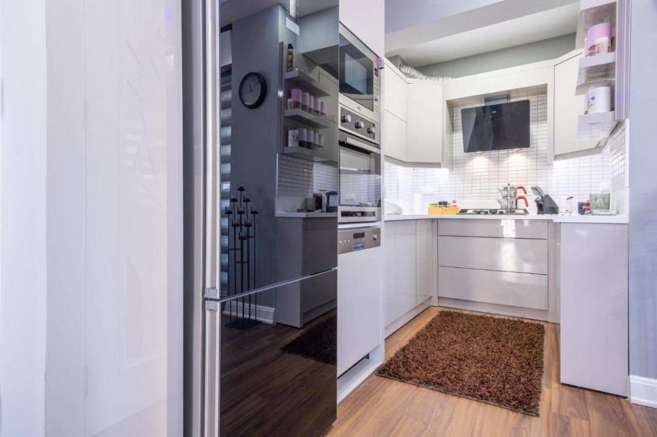 Lara 1+1 Luxury Apartment Antalya