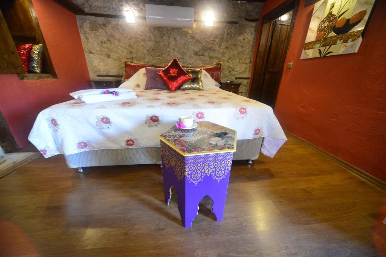 Demeter Rose Stonehouse Pansion * Antalya