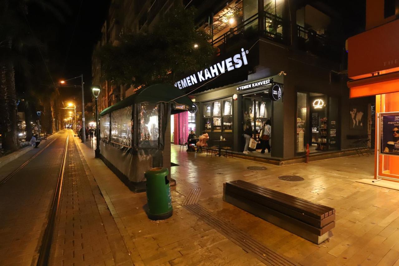 Gagarin Pub & Hotel *