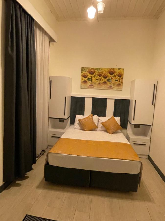 Mia Hotel 3*