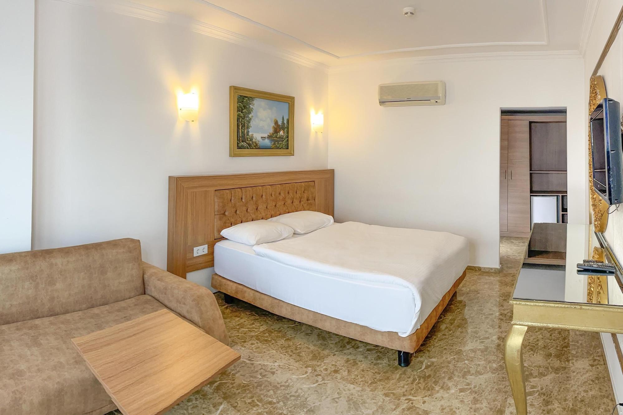 Hotel Kristal Antalya