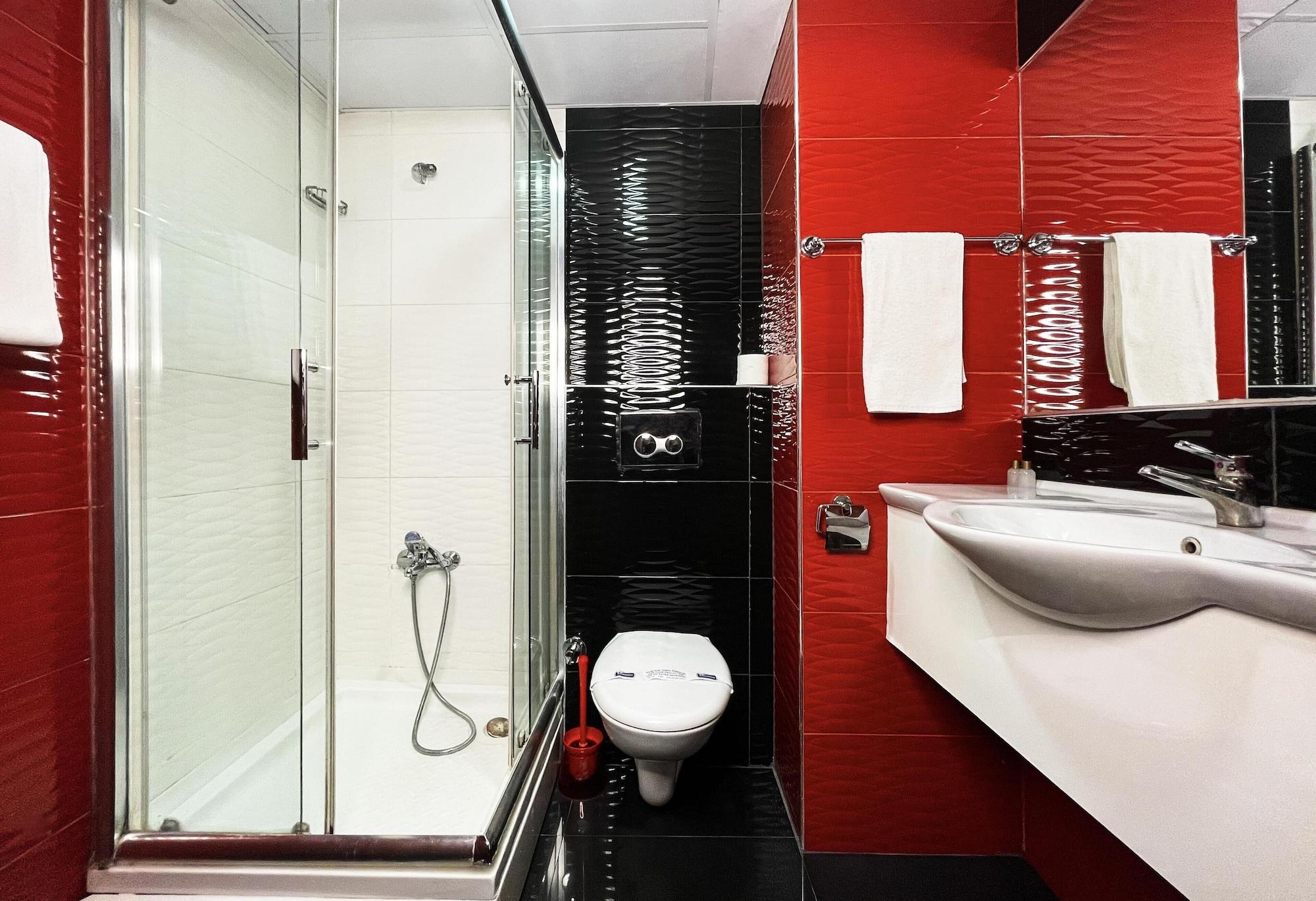 Kristal Hotel 3*