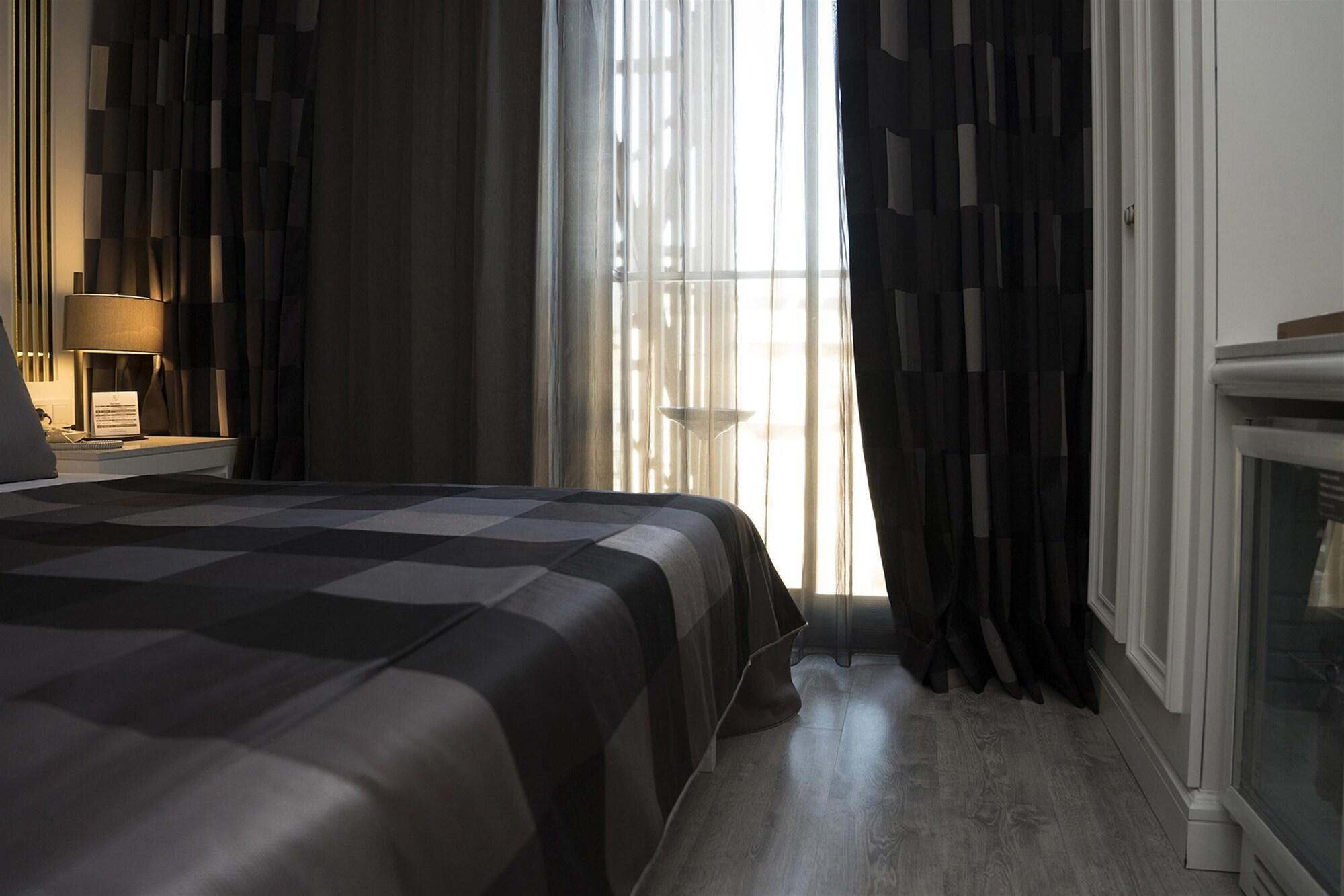 Sky Otel