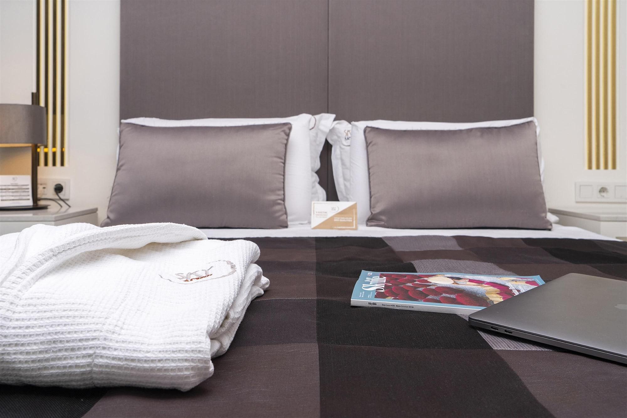 Otel Sky 3*