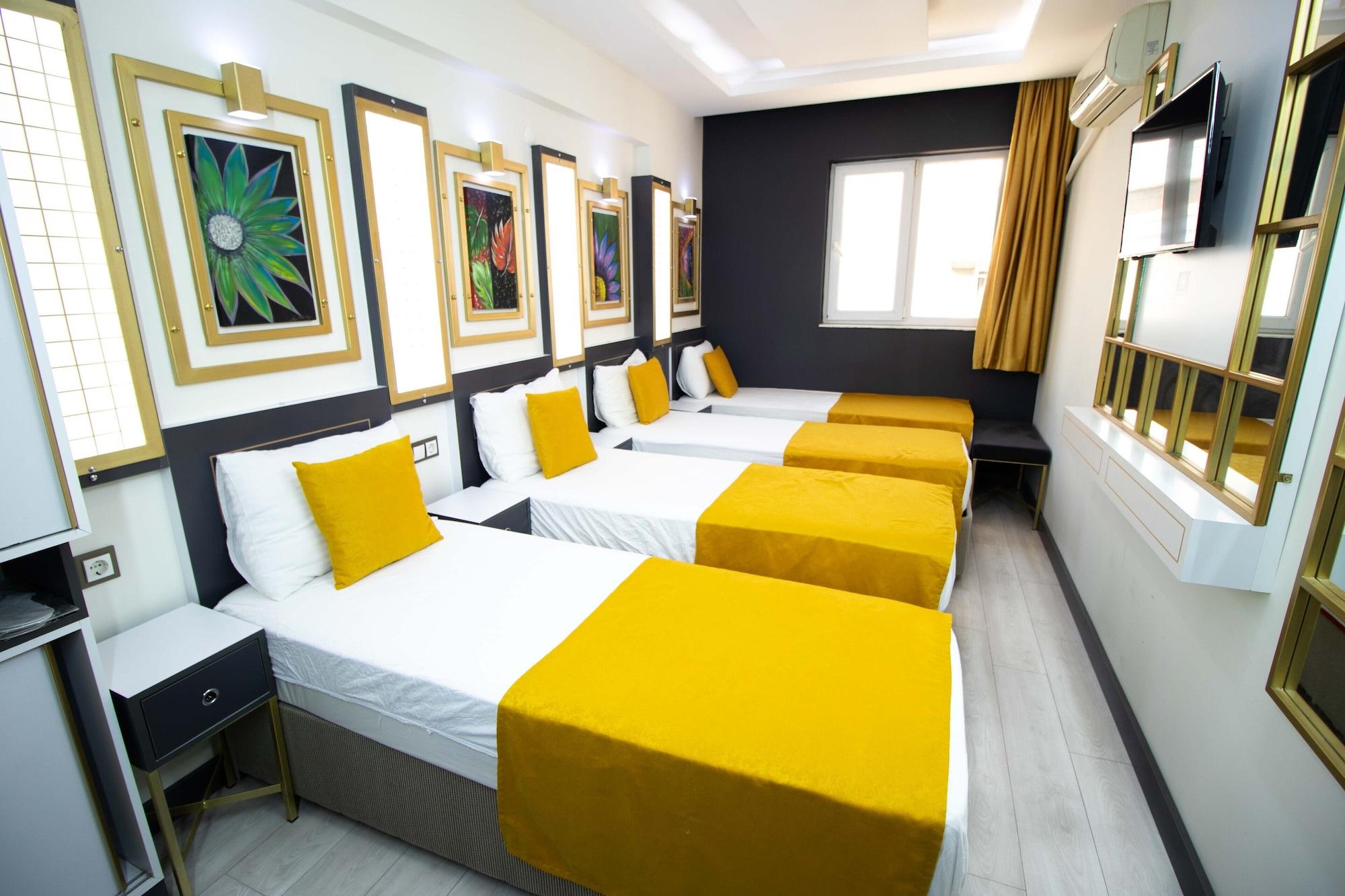 Otel Exporoyal 3*