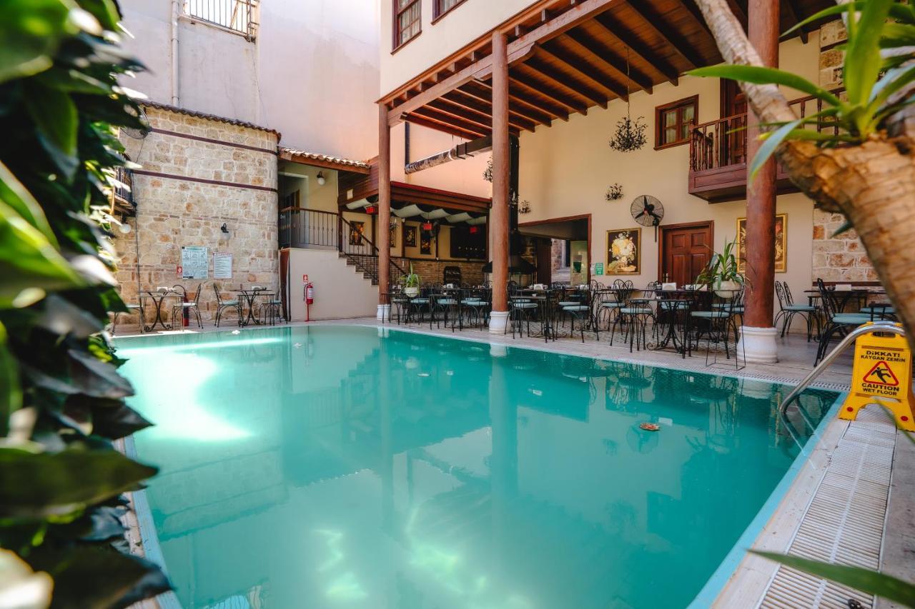 Mediterra Art Hotel 4*