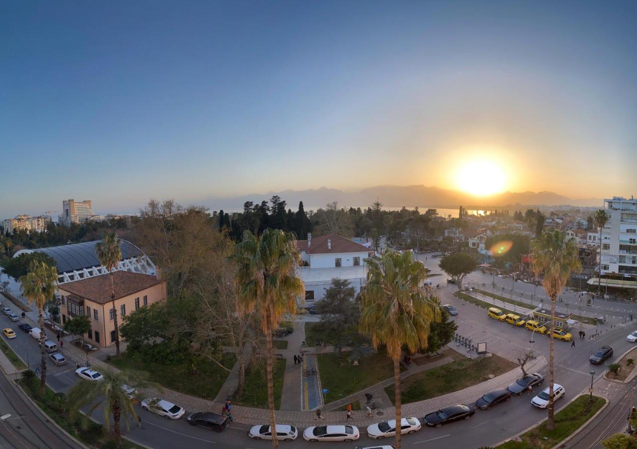 Sunsets, Seaview, Next To Old Town, 3 Bedroom Elevator Appartement Antalya