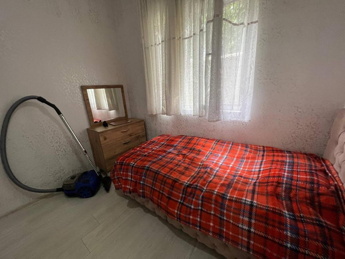 Daire A New House With Garden In Center *