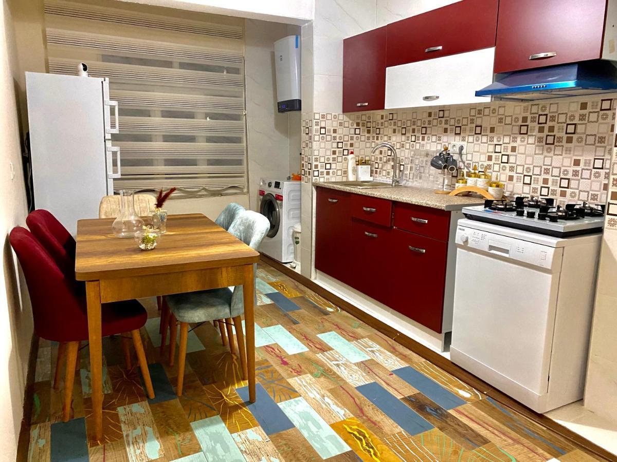 Jazzy Homes Top Class,100 Mb Fast Internet Appartement