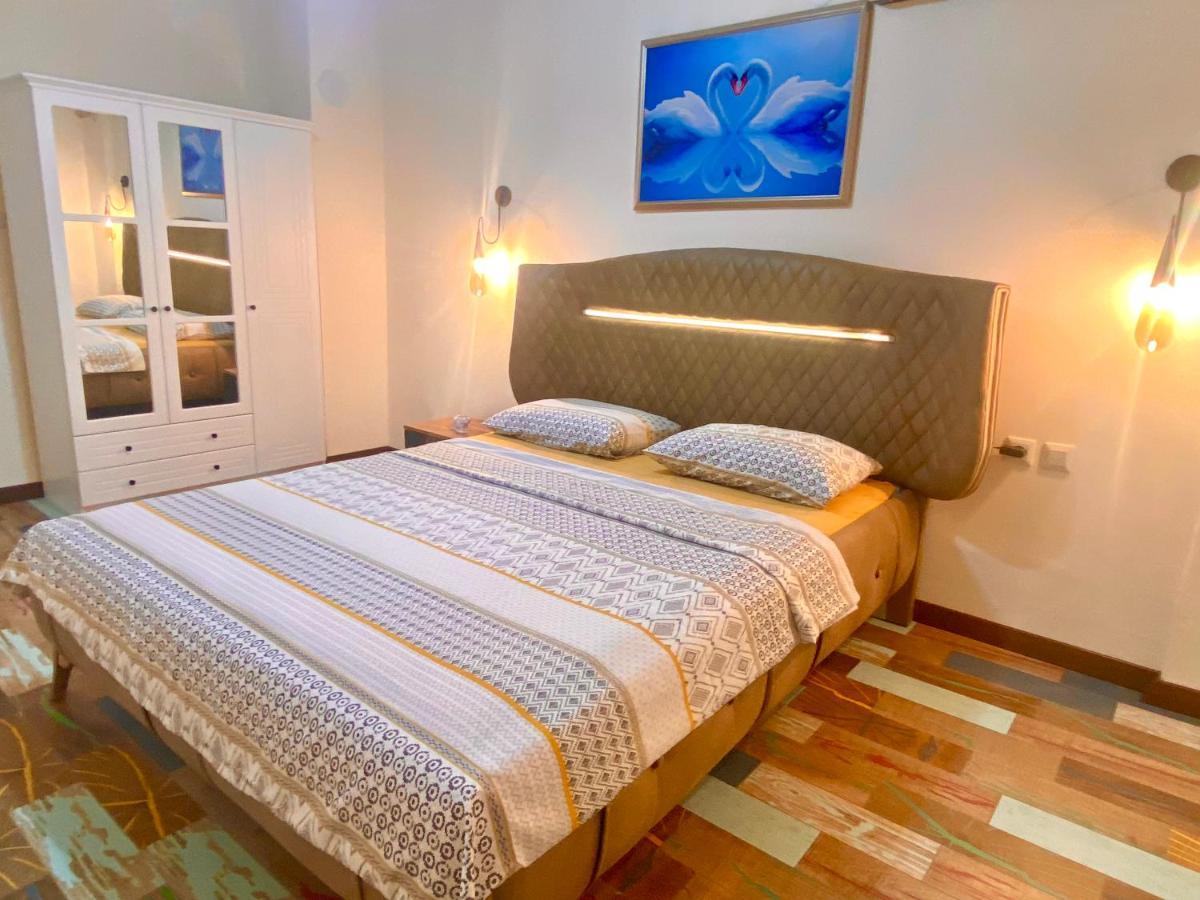 Jazzy Homes Top Class,100 Mb Fast Internet Appartement