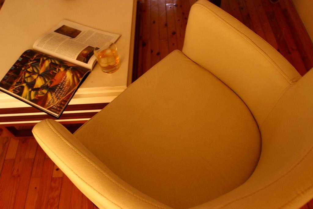 Zurich Otel *