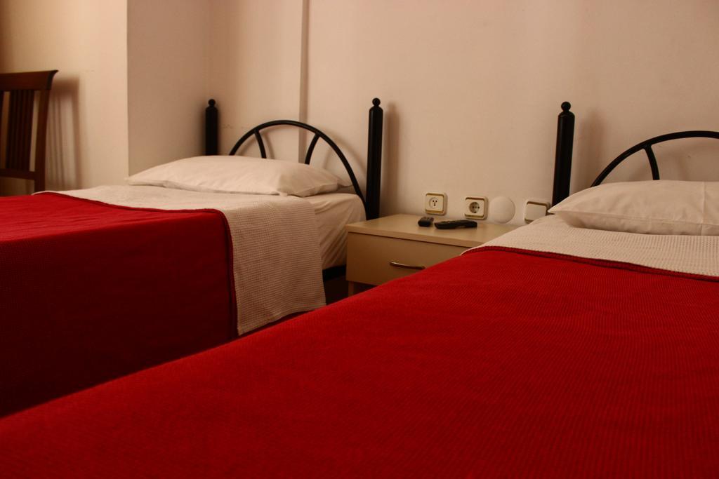 Otel Zurich *