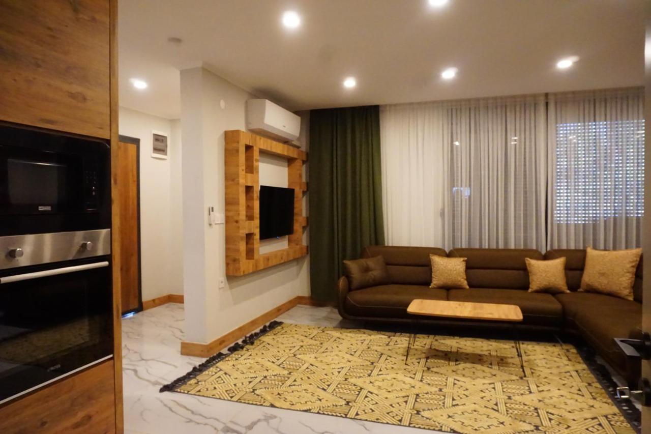 Silyan Villa *
