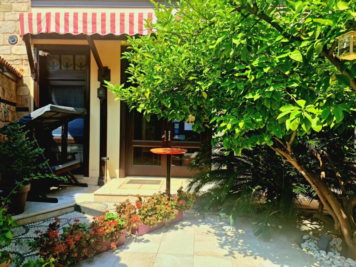 Eski Masal - Special Class (adults Only) 3*