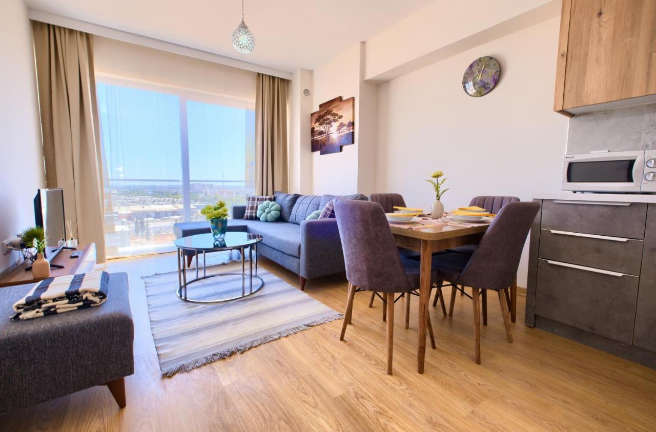 Apartment 1207 By Newinn *