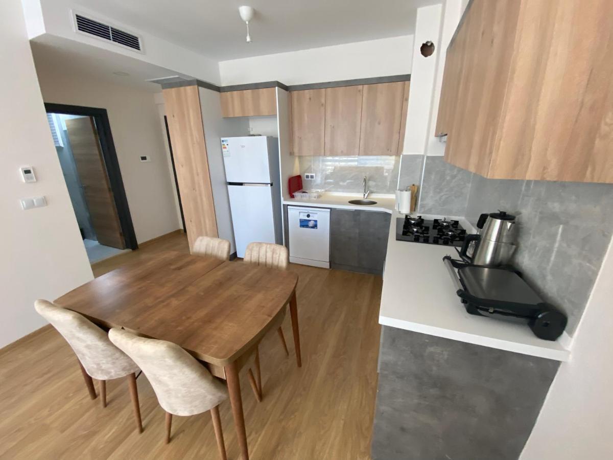 La Casa Airport House With A Pool Apartment Antalya