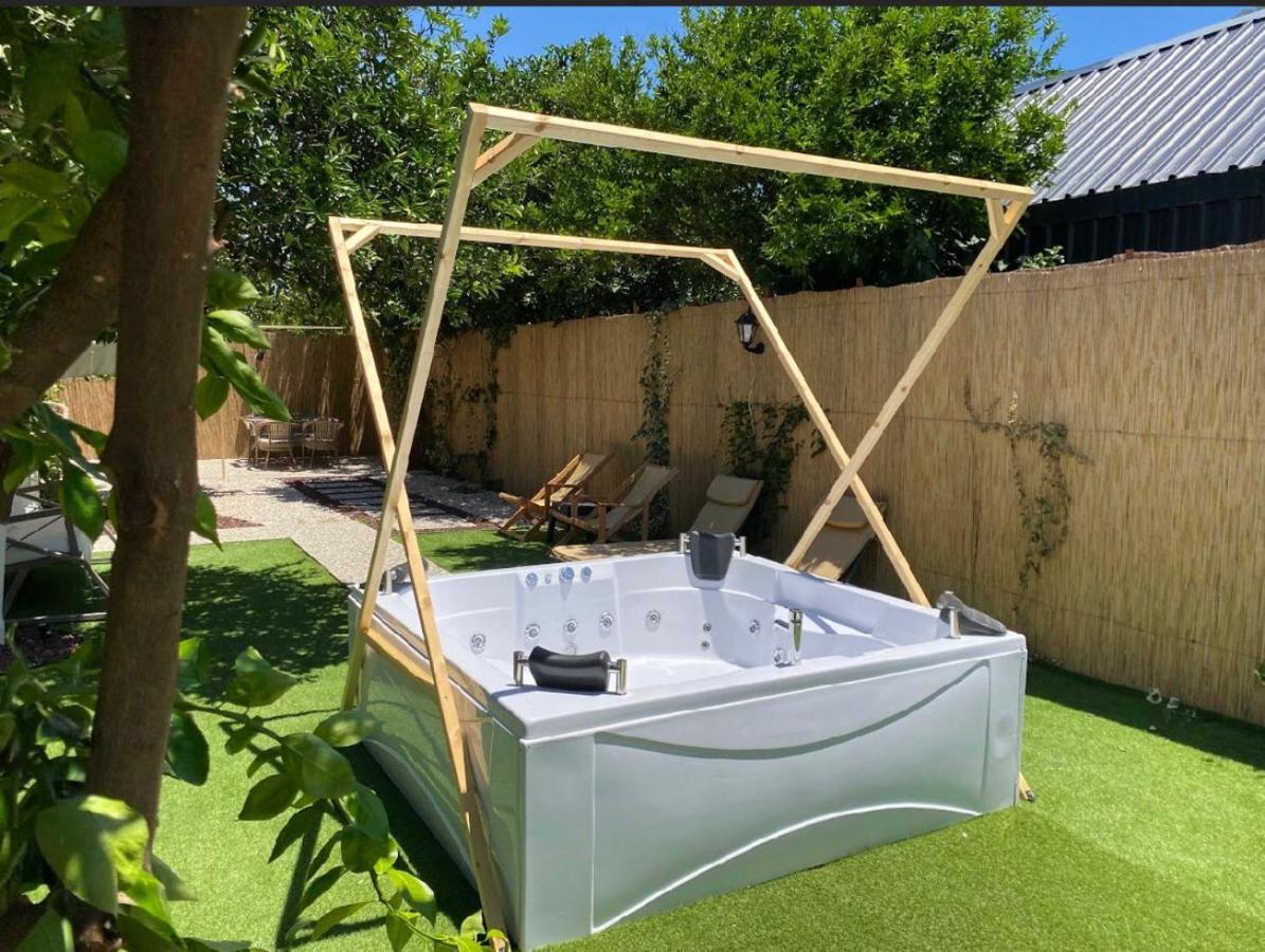 Fabulous Bungalow With Jacuzzi In Konyaalti