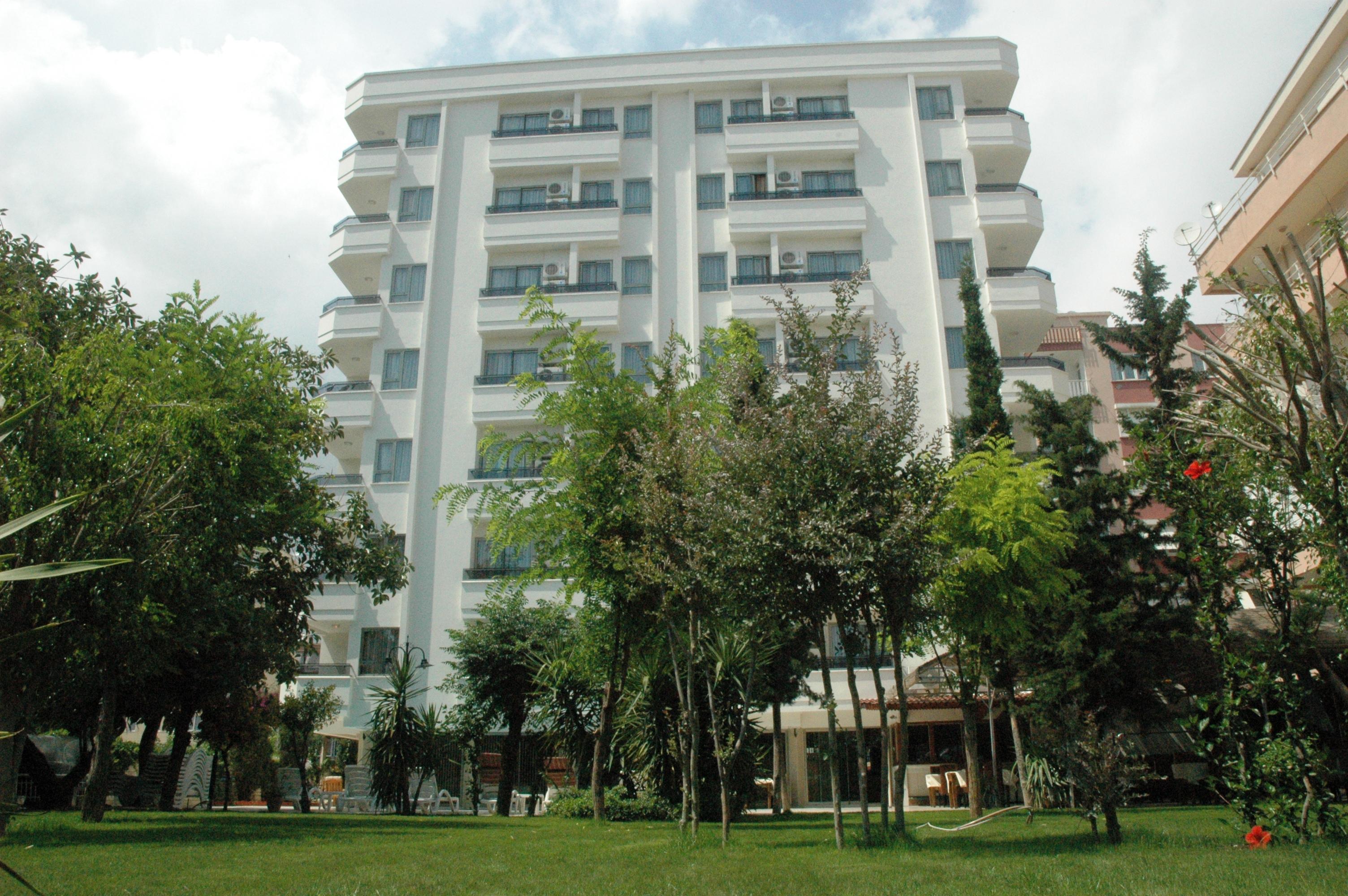 Laguna Otel 3*