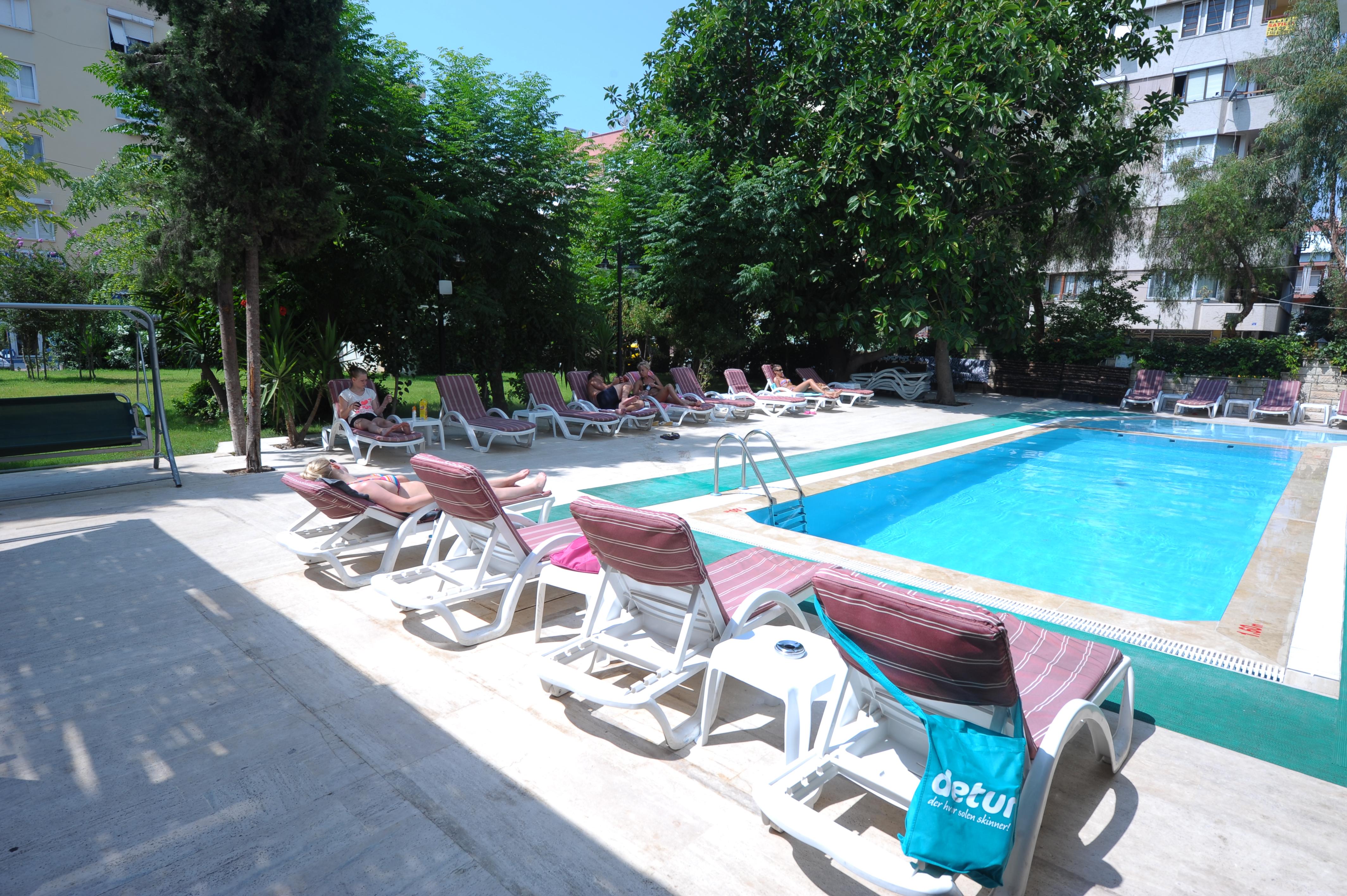 Laguna Otel 3*