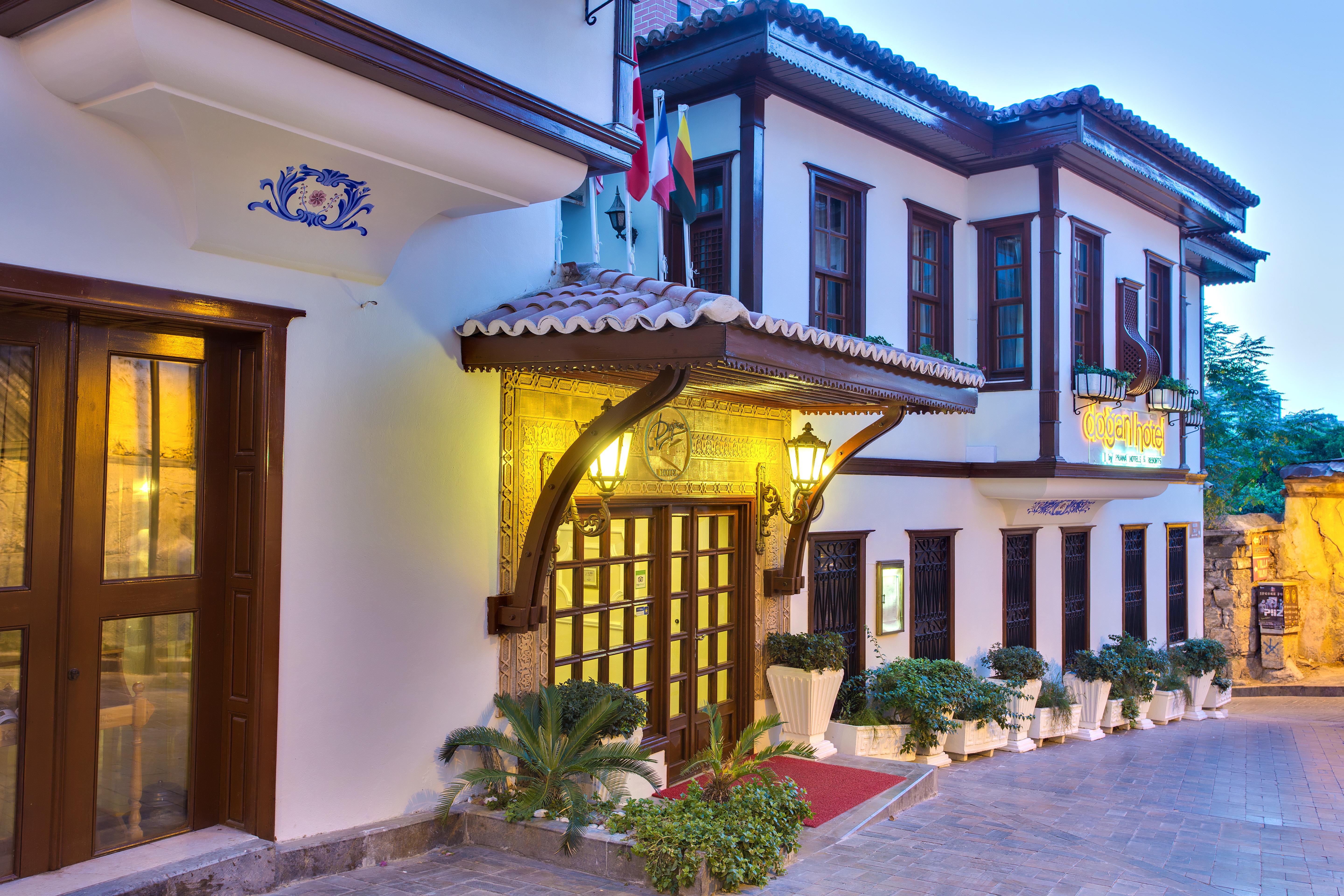 Hotel Dogan 3*