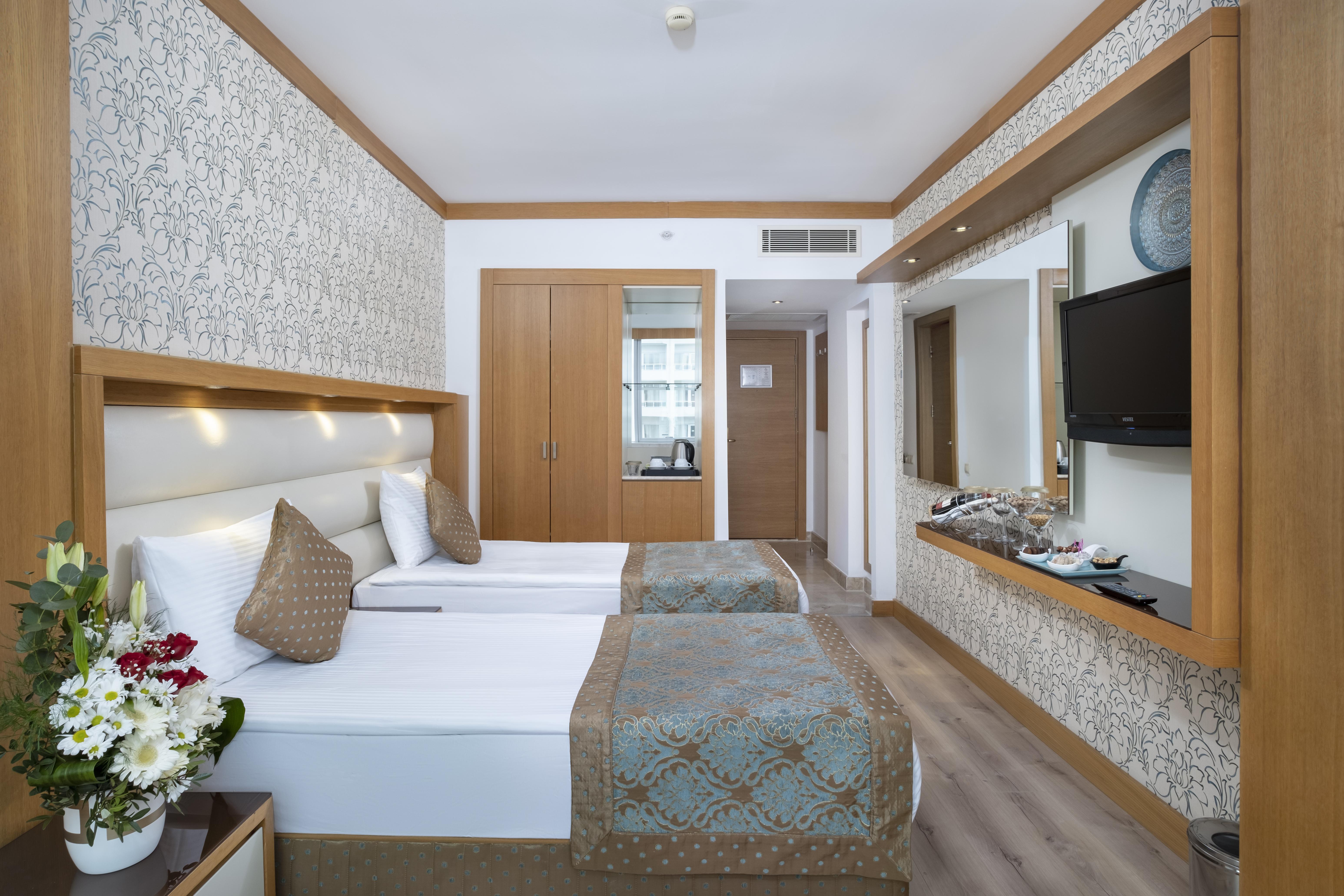 Oz & Adult Only 16 Hotel Antalya