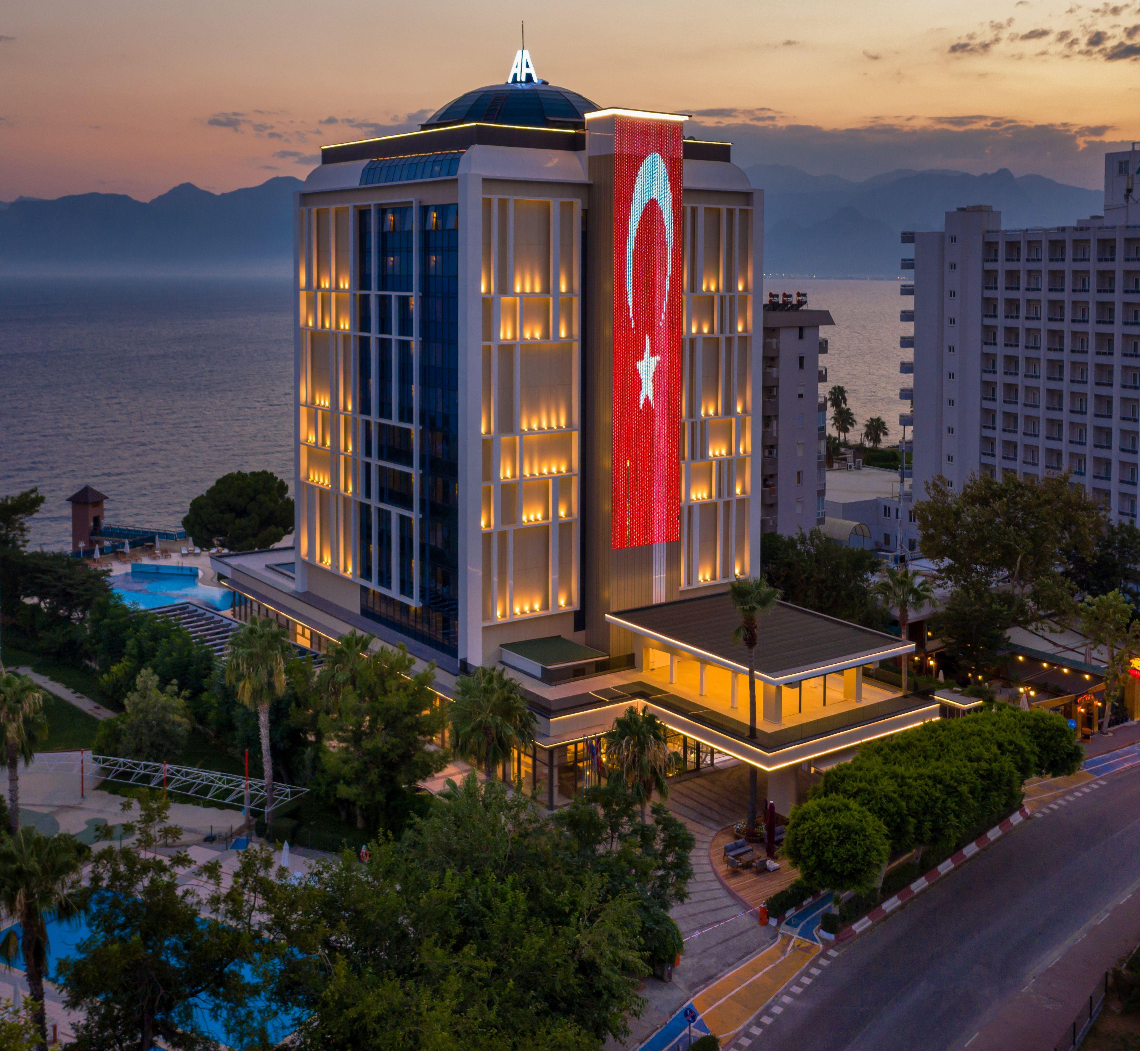 Hotel Oz & Adult Only 16 5*