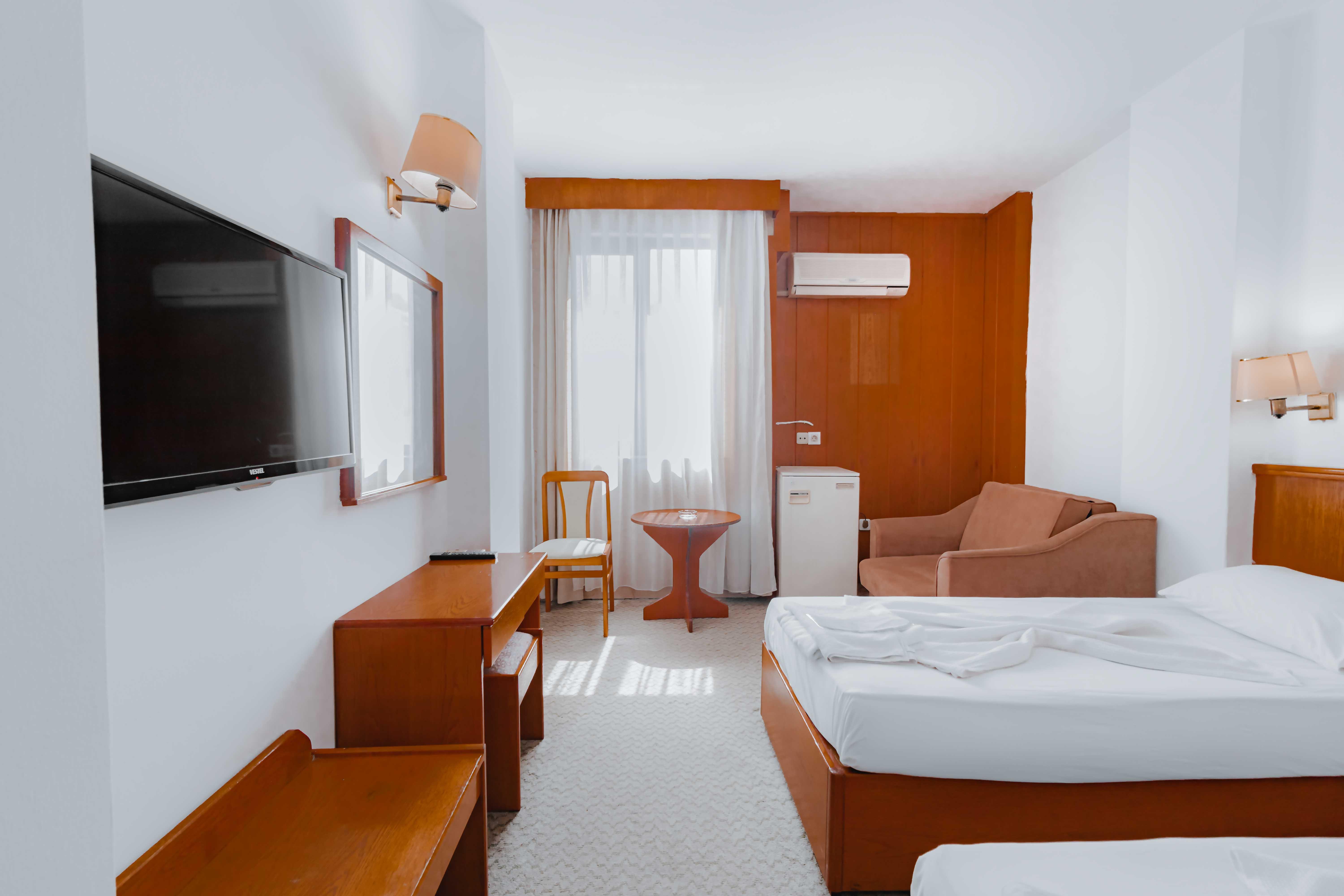 Otel Güleryüz