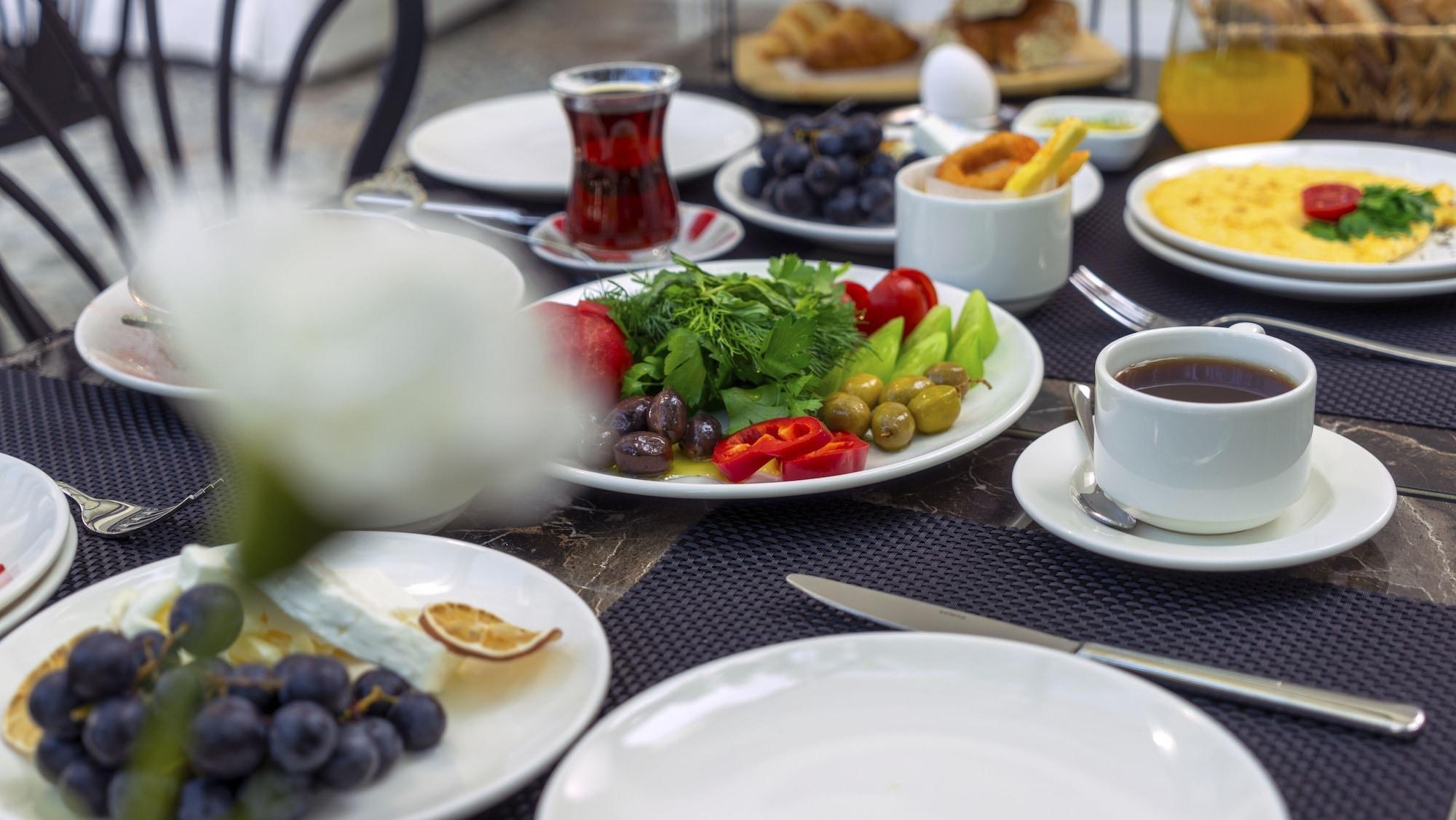 The Mori Club 2* Antalya