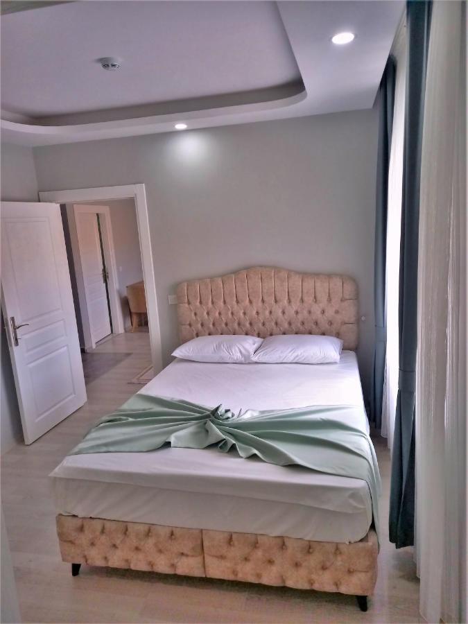 Adam Apart Aparthotel