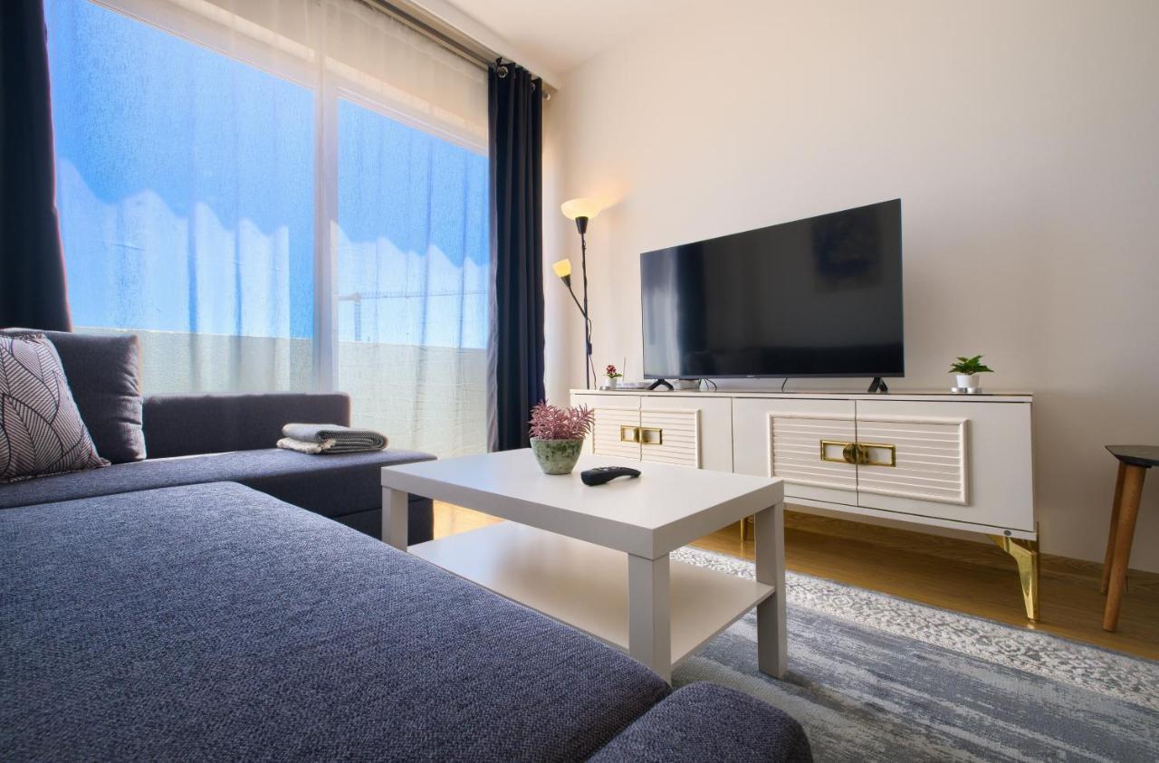 1207 By Newinn Daire Antalya