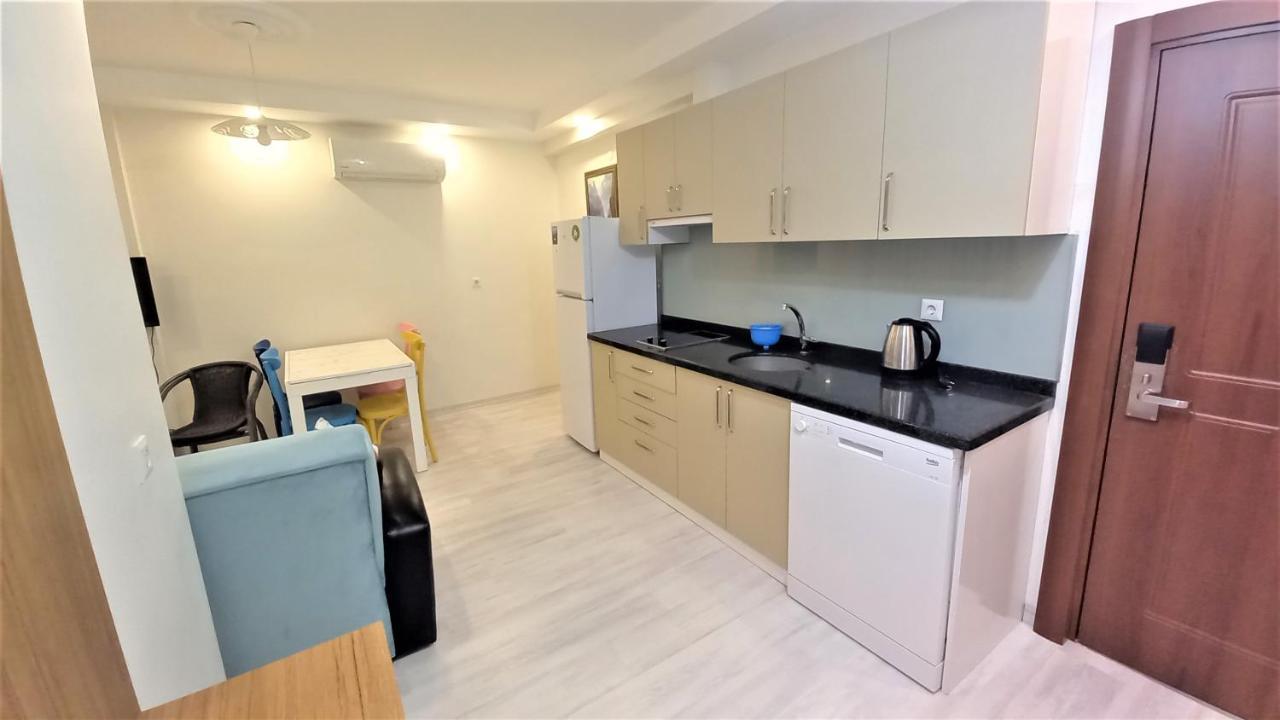 Mango Aparthotel