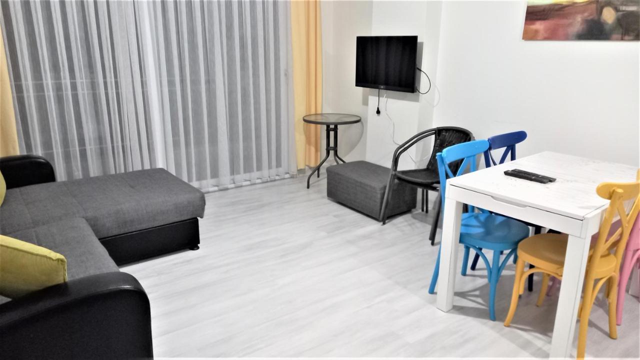 Mango Aparthotel *