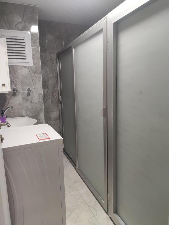 Hadrian And Apart Otel