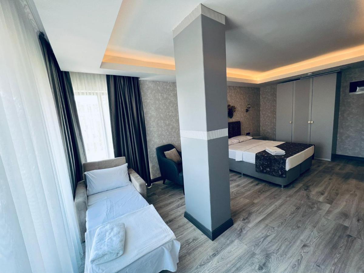 Avion Hotel *