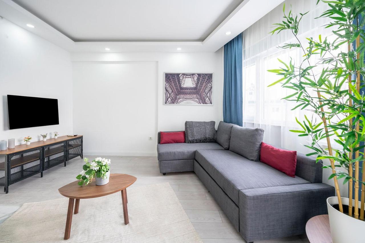 Apartment Missafir Modern Flat Near Beach In Muratpasa *