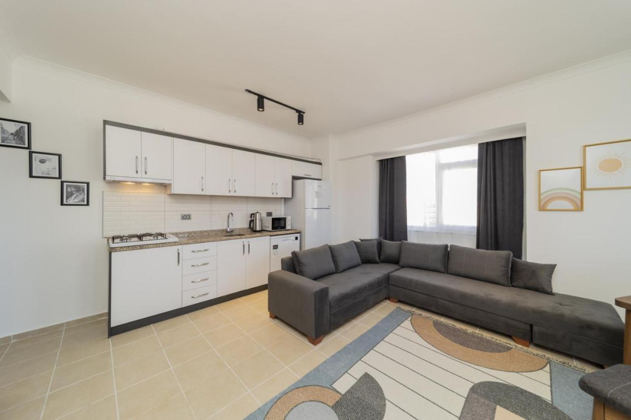 Appartement Sea View Near With Balcony In Aksu