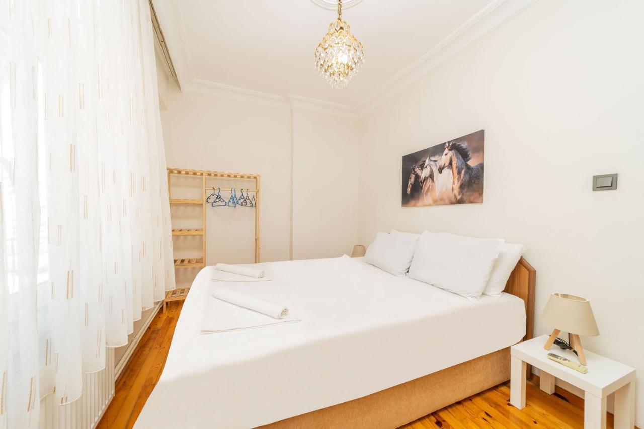 Apartment And Pleasant Flat In Muratpasa